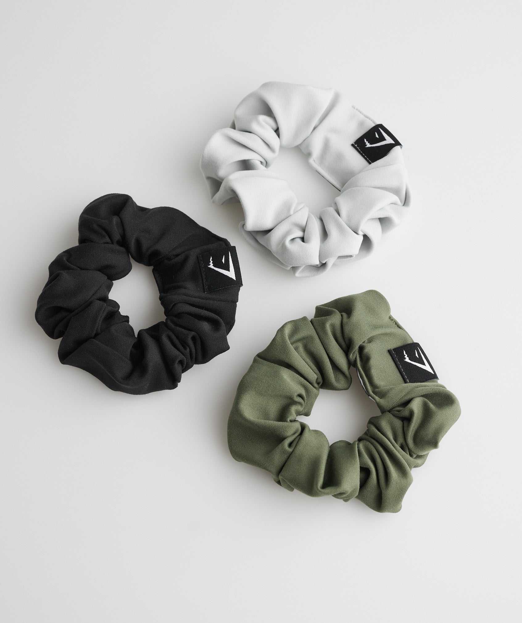 Akcesoria Damskie Gymshark Scrunchies 3Pk Czarne Oliwkowe Głęboka Szare | PJNT70591