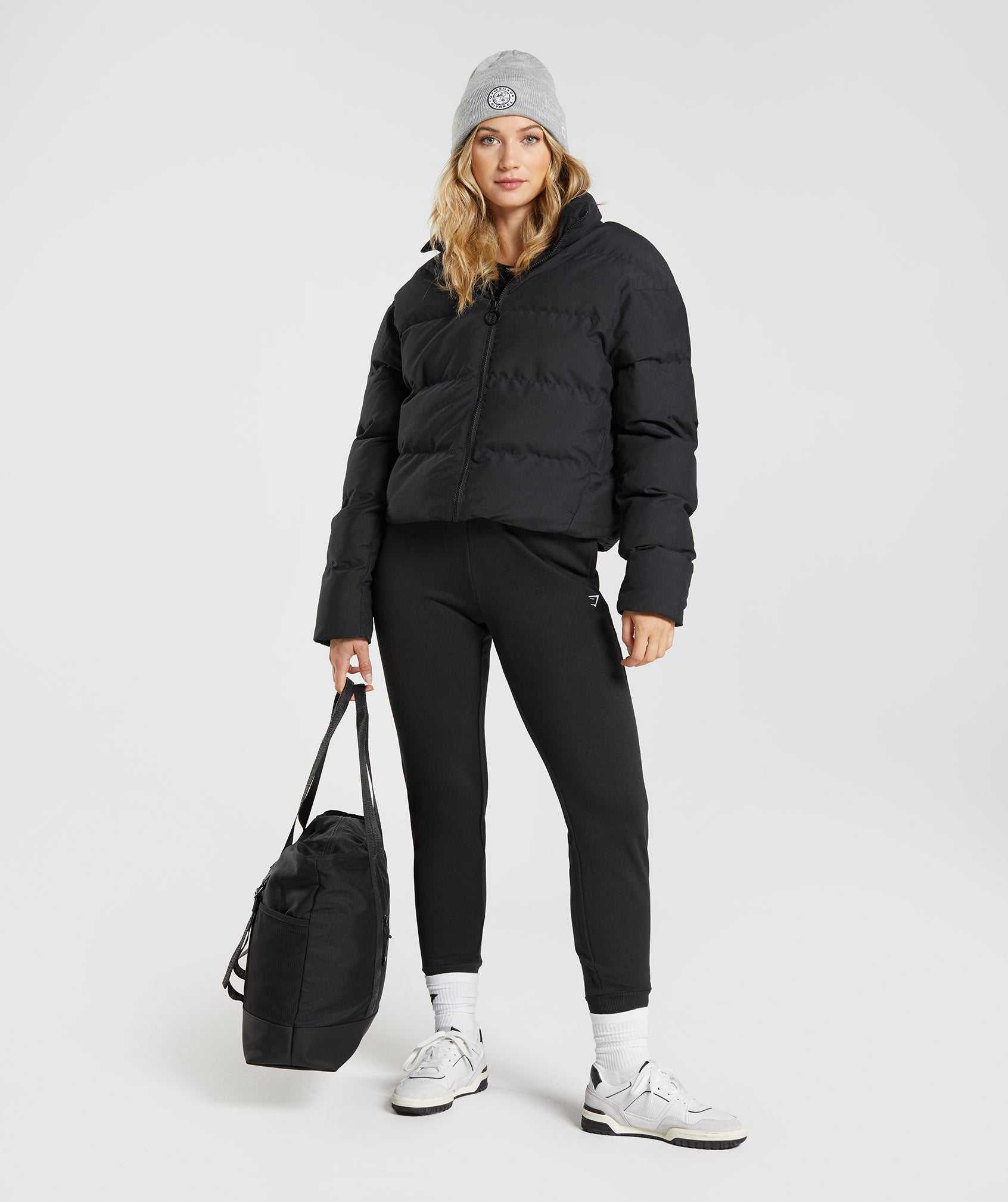 Kurtka Damskie Gymshark Puffer Czarne | EITR48361