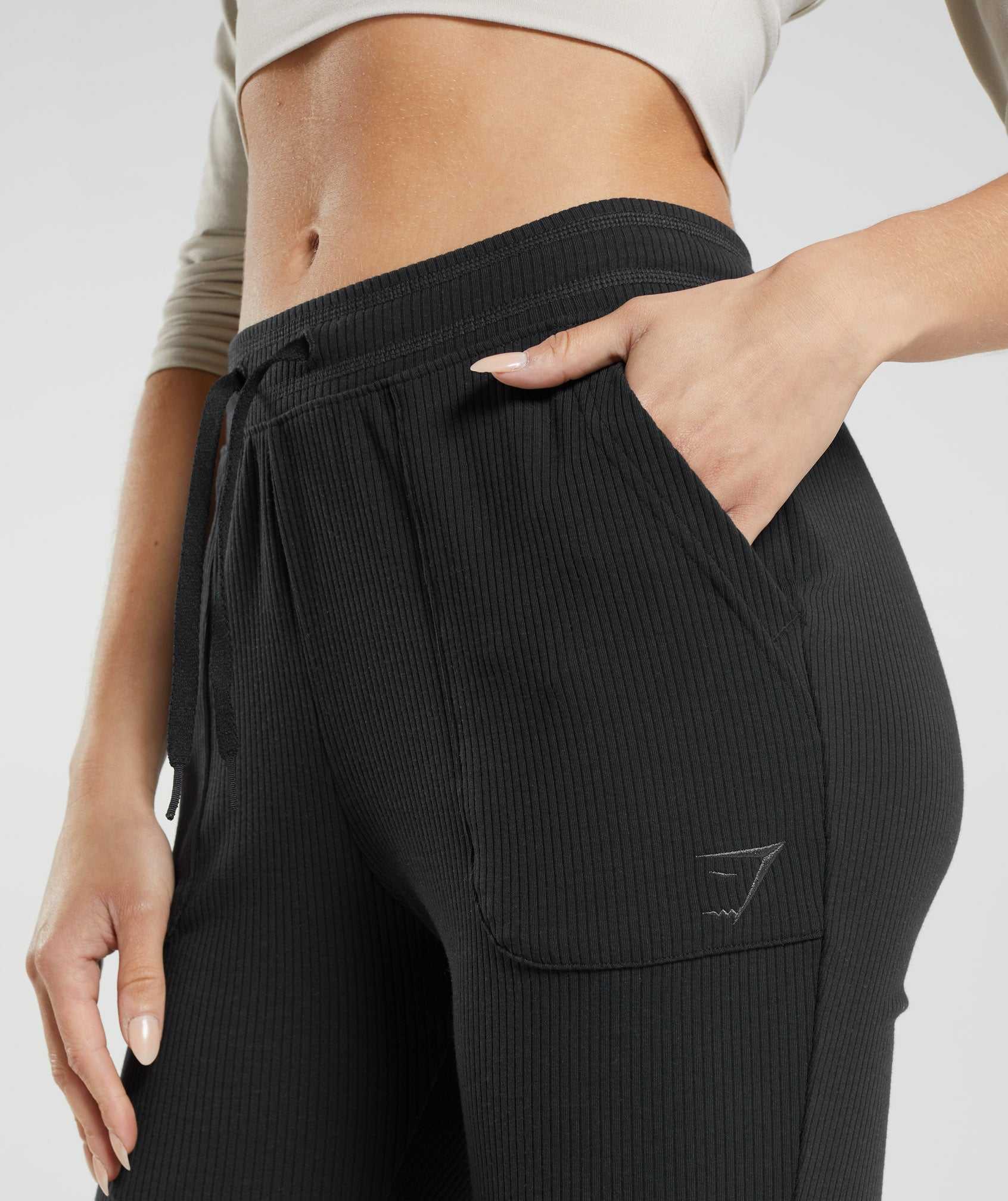 Spodnie Do Biegania Damskie Gymshark Pause Flared Pants Czarne | TXYE34872